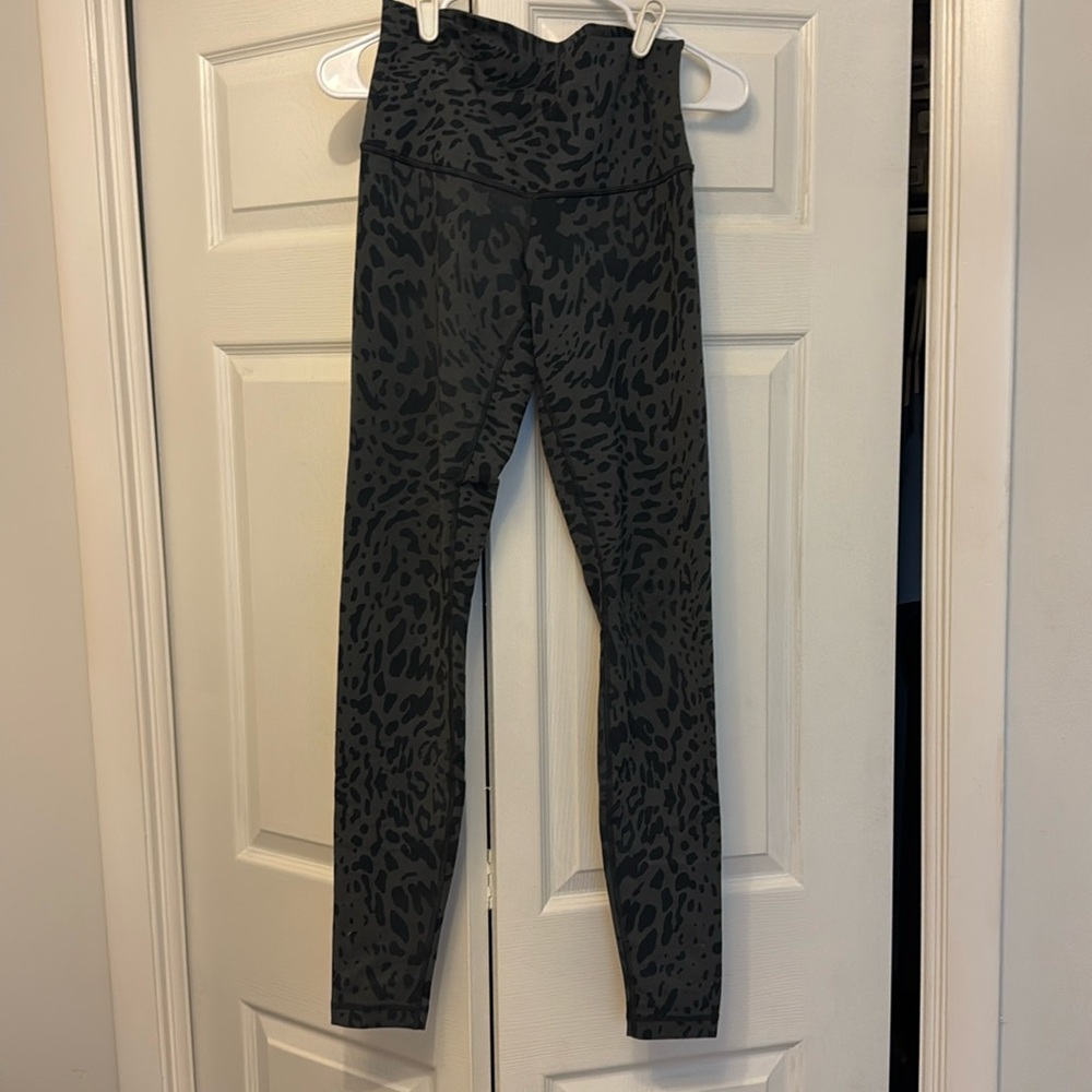 Lululemon leggings